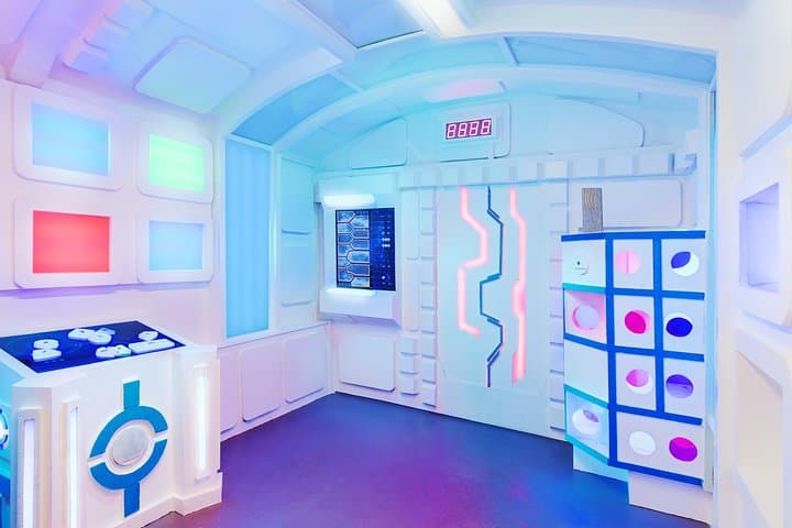 Star Element Escape Game Prague: Sci‑Fi Escape Room Adventure photo 3