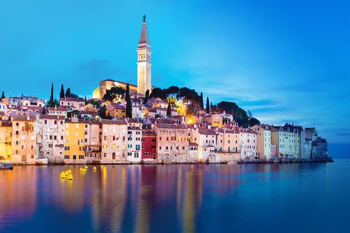 8-Day Private Balkans Road Tour: Zagreb to Dubrovnik via Slovenia, Bosnia & Montenegro
