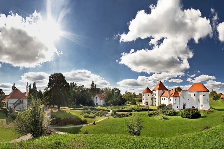 Trakošćan Castle and Varaždin Day Trip from Zagreb - Private Guided Tour photo 2