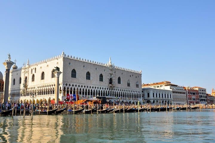 Private Venice City Tour and Gondola Ride — St. Mark’s, Doge’s Palace & 30-Min Gondola photo 5