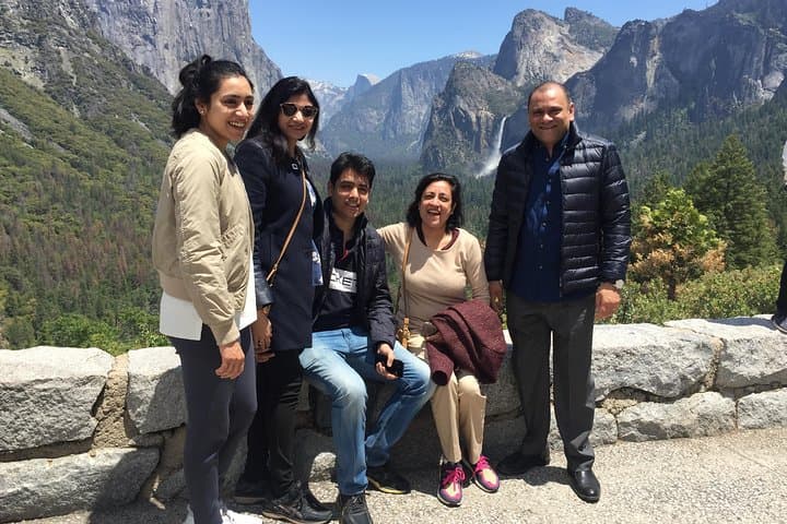 Early-Morning Yosemite Valley Tour from Oakhurst — Half Dome, Yosemite Falls & Tunnel View