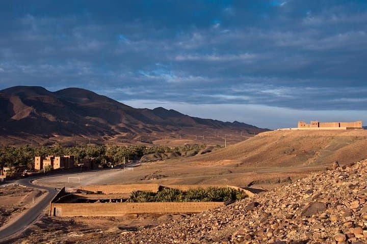 Zagora Desert & Draa Valley Day Trip from Ouarzazate — Tinfou Dunes and Tamnougalt photo 1