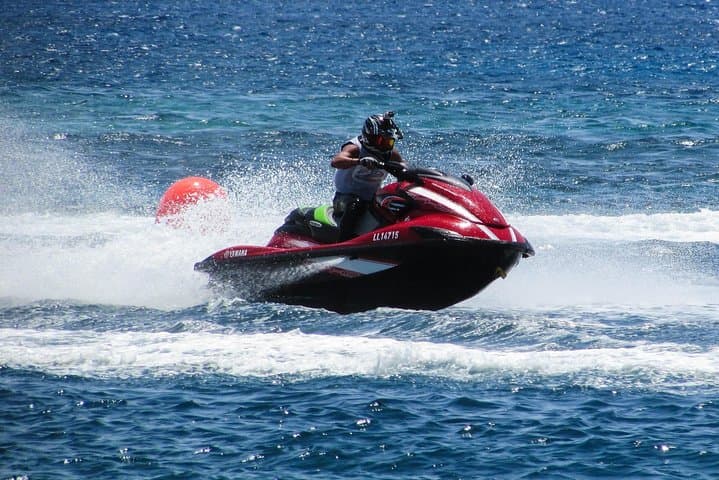 Abu Dhabi Jet Ski Rental: 1-Hour High-Speed Ride from Mina Fish Market photo 6