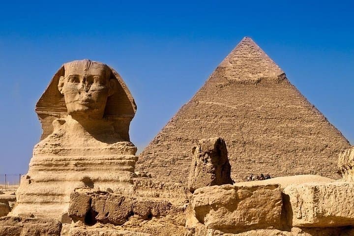 Half-Day Private Egyptologist Tour to the Pyramids of Giza with Lunch photo 2