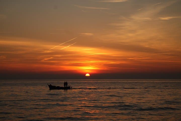 Naples Sunset Boat Cruise with Aperitif — Private Evening Along the Bay photo 2