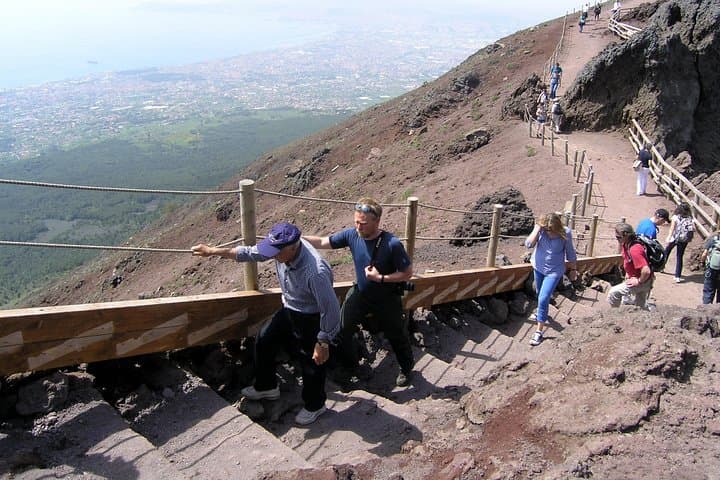 Half-Day Mt Vesuvius Hike and Vineyard Tour from Naples