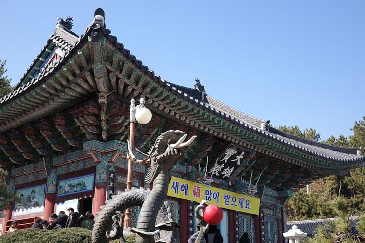 Private Busan Tailored Tour — Food, Design, History & Coastal Views photo 5