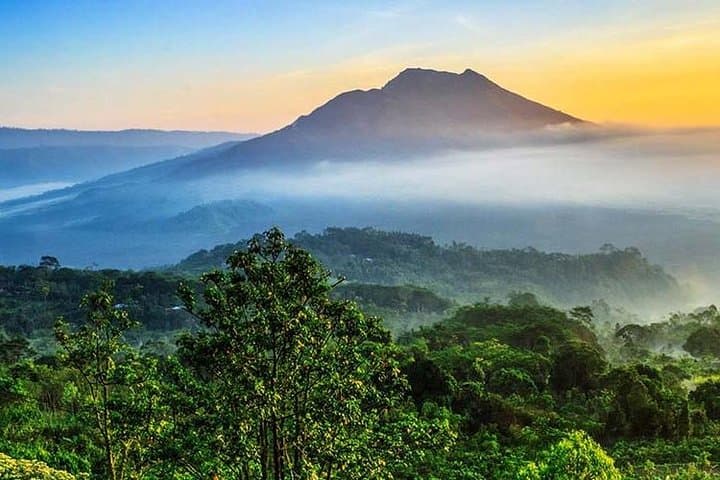 Sunrise Summit on Mount Batur: Guided Trek & Volcanic Breakfast photo 6