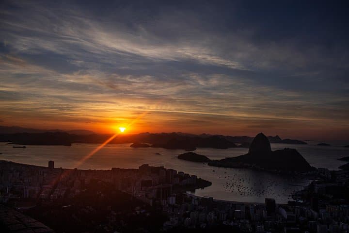 Sunrise at Mirante Dona Marta — Rio Sunrise Private Tour photo 3