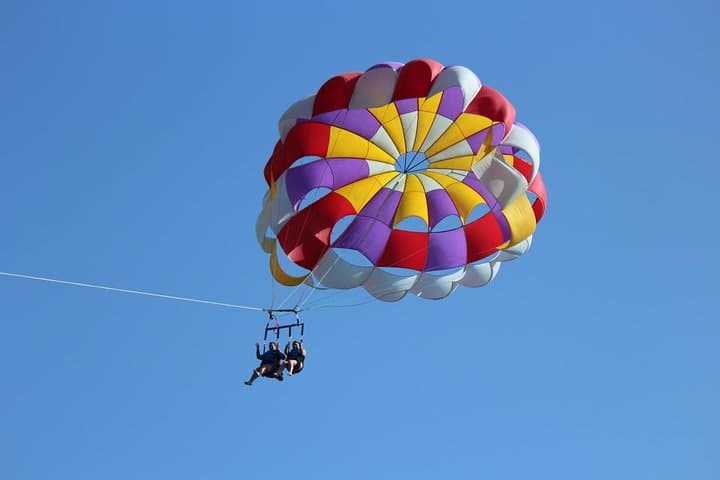 Parasail Over Sapphire Beach: Parasail Experience in St Thomas
