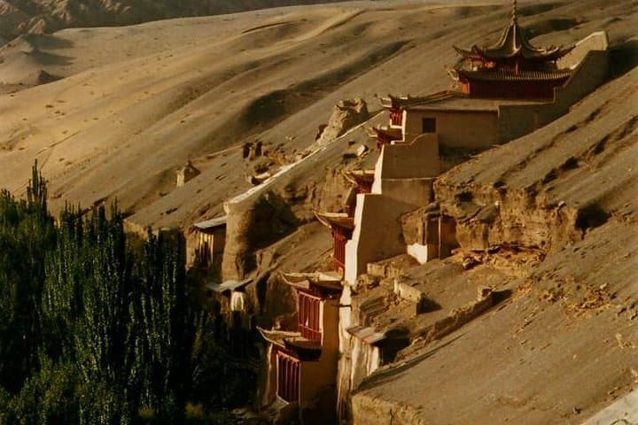 Mogao Caves Day Tour: Dunhuang’s Buddhist Art & Desert Studio Experience photo 2