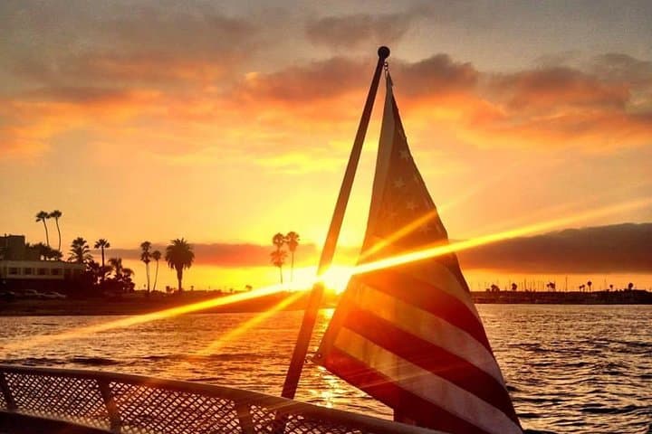 Mission Bay Sunset Cruise: 75-Minute Evening Cruise in San Diego photo 3