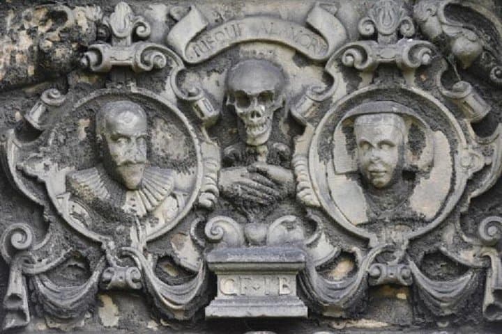 Private Greyfriars Kirkyard Tour — Meet the Dead of Old Edinburgh photo 3