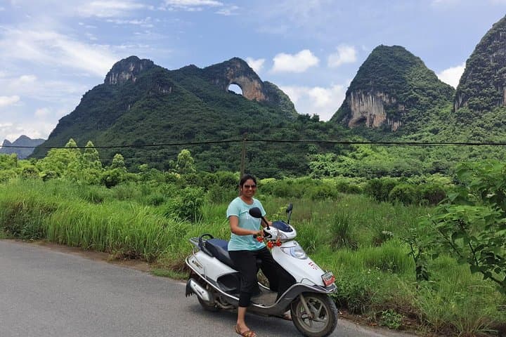 Yangshuo Scooter Day Tour: Private 1-Day Countryside Ride from Guilin