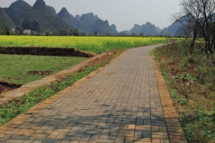 Yangshuo Yulong River to Xingping: Full-Day Hiking Along Li River Scenery photo 2