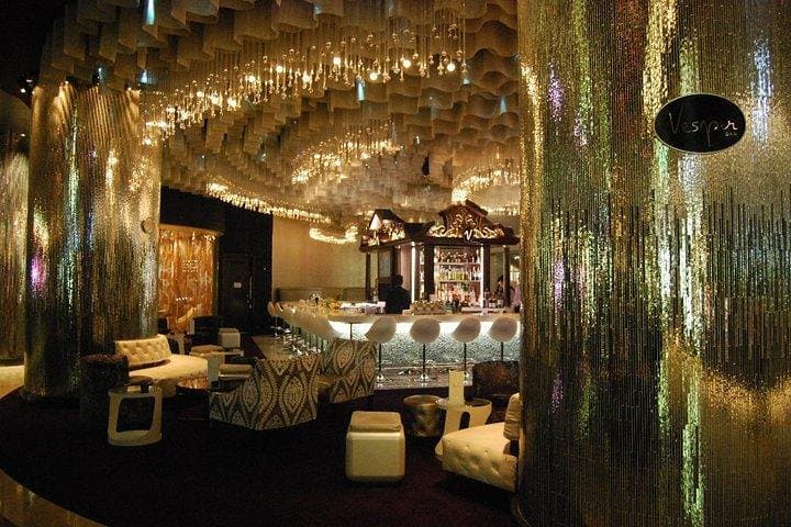 Strip Stroll: 2-Hour Las Vegas Walking Tour with Champagne & Photographs photo 2