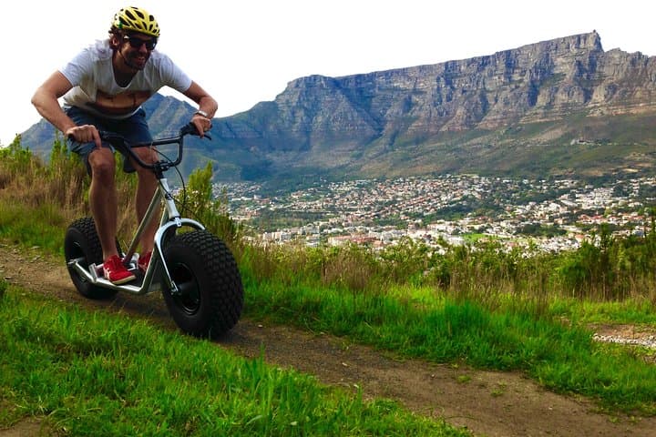 Table Mountain Gravity Scooter Downhill: Signal Hill to Bo-Kaap Urban Safari
