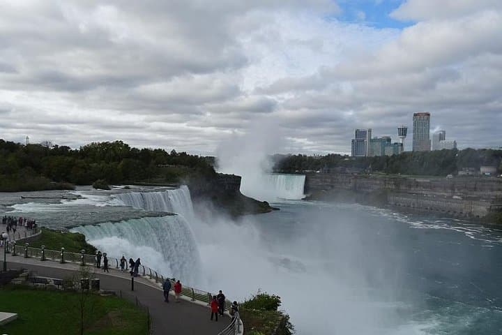 Private Custom Niagara Falls Day Tour with Hotel Pickup — Customizable 6–7 Hour Adventure photo 2