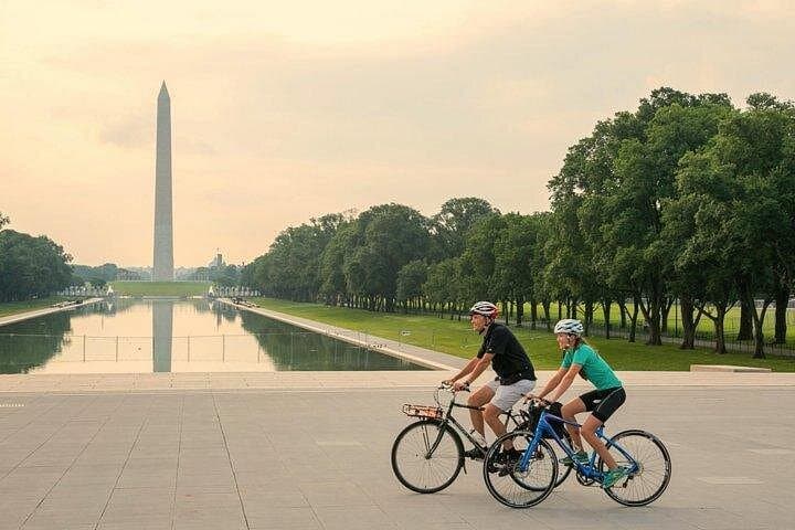 Ride the National Mall: Private Customized Bike Tour of Washington DC (3-Hour) photo 1