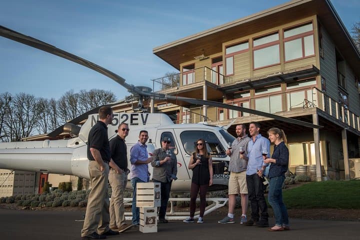 Helicopter Wine Tour in Willamette Valley: Tour DeVine by Heli photo 2