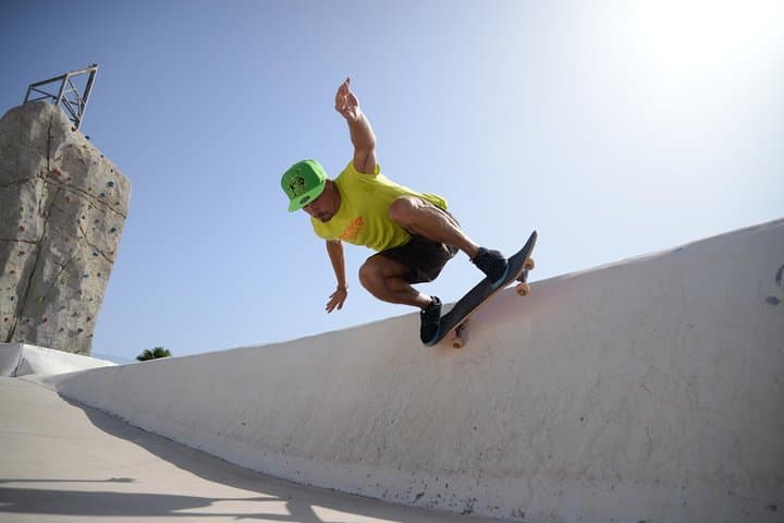 Caleta de Fuste Skateboard Course — 90-Min Lessons on Fuerteventura's Seafront