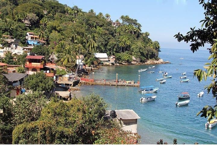 Private Boat Tour to Yelapa: Day Trip from Puerto Vallarta