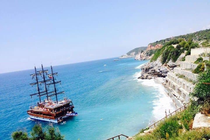 Alanya Catamaran Boat Tour — Swimming, Snorkelling & Bay BBQ photo 6