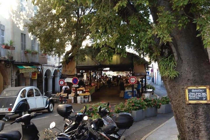 Private Tour from Cannes: Customize Antibes, St.-Paul-de-Vence & Nice
