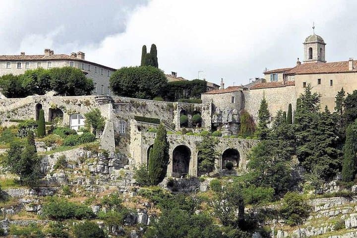 Full-Day Medieval Villages Tour from Nice — Saint-Paul, Grasse & Riviera Views photo 1