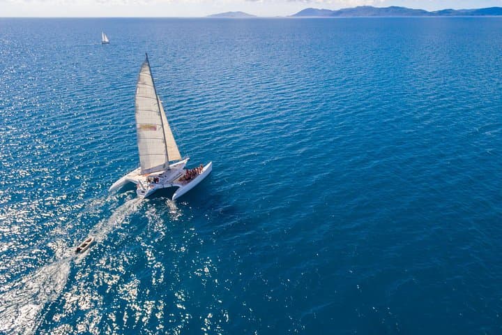 Fast Trimaran Sailing: 2-Night Whitsundays Adventure Aboard Avatar