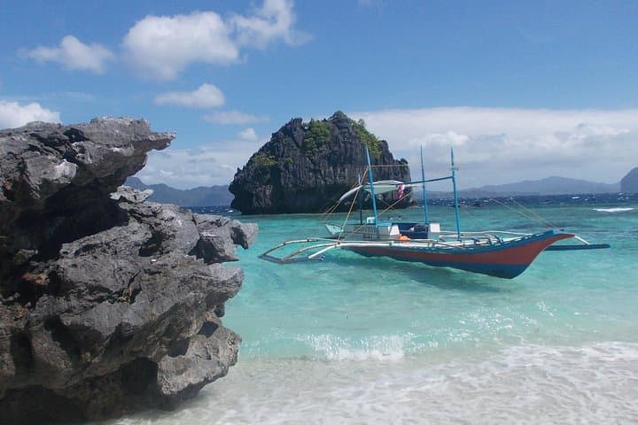 Elnido in Two Days: Overnight Island-Hopping from Puerto Princesa