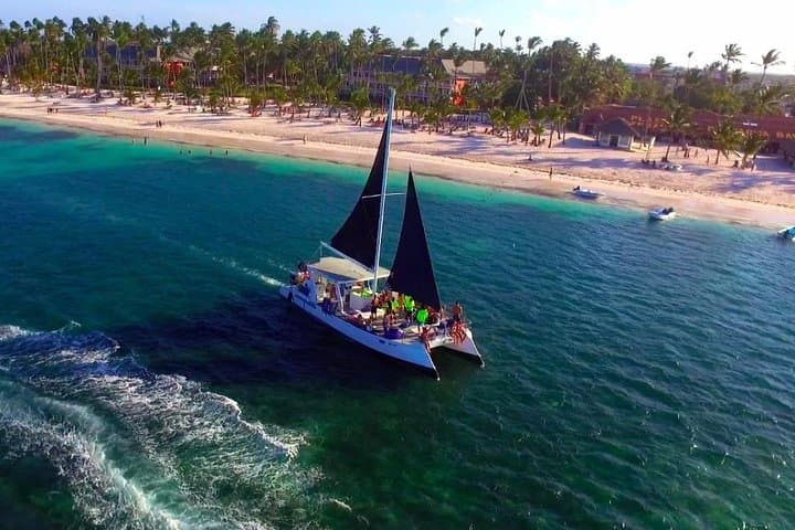 Punta Cana Catamaran Party & Snorkel Cruise from Bávaro photo 5