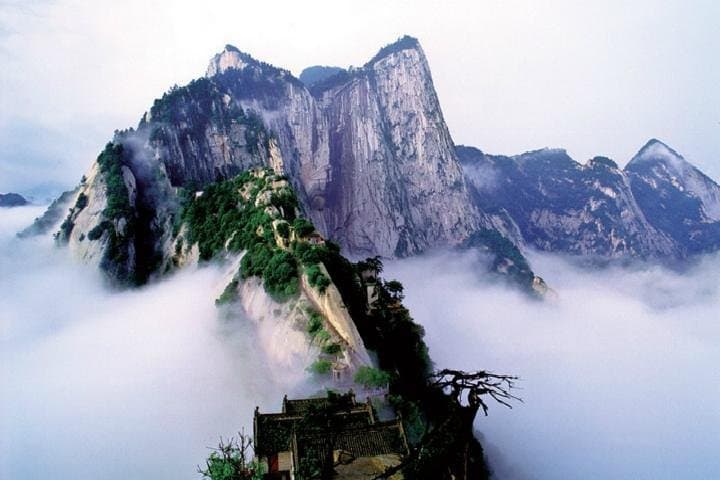 Huashan Mountain Private Transfer and Day Hike from Xi'an photo 2