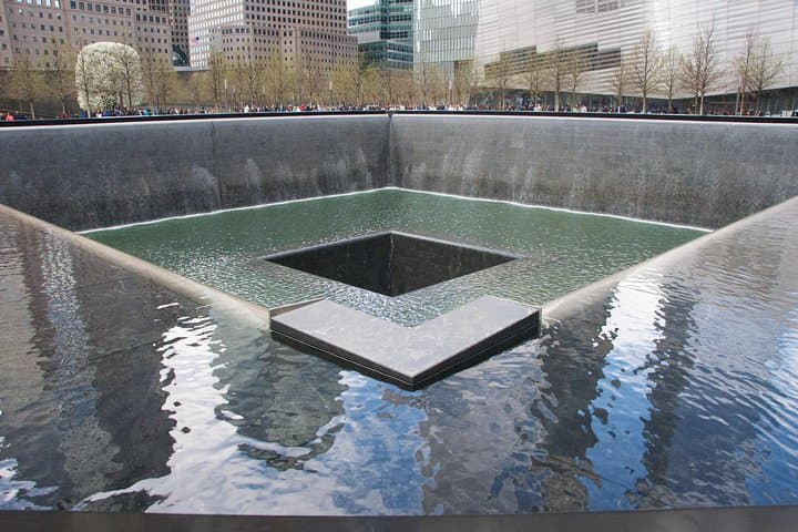 Walking the 9/11 Memorial & Financial District: Ground Zero to Wall Street Tour