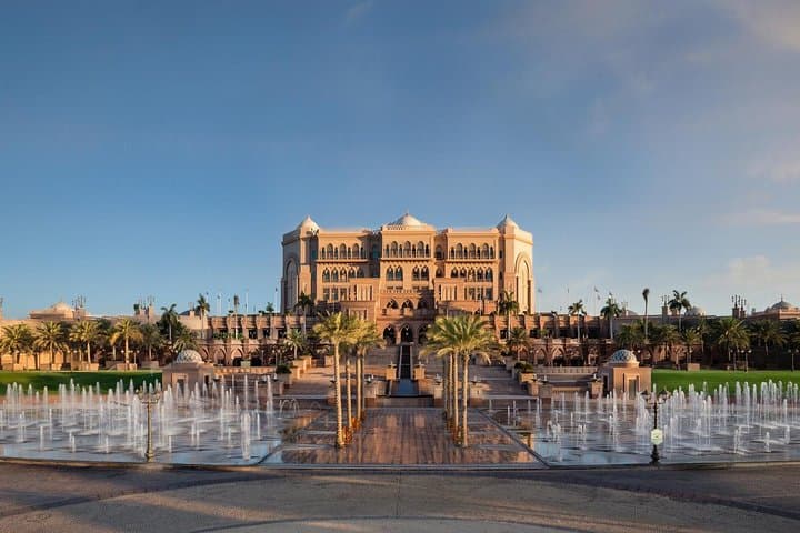 Private Full-Day Abu Dhabi Tour: Sheikh Zayed Mosque, Corniche & Heritage Village photo 2