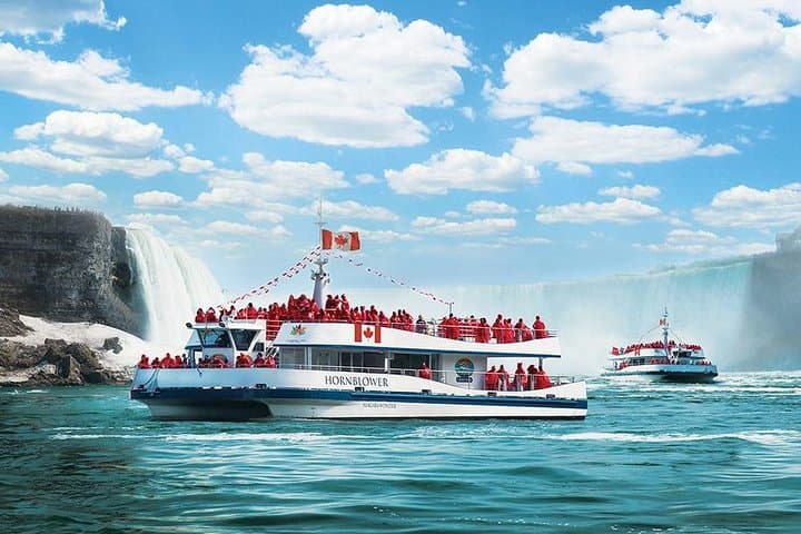 Niagara Falls Day Tour from Toronto: Hornblower Cruise, Skylon Views & Clifton Hill