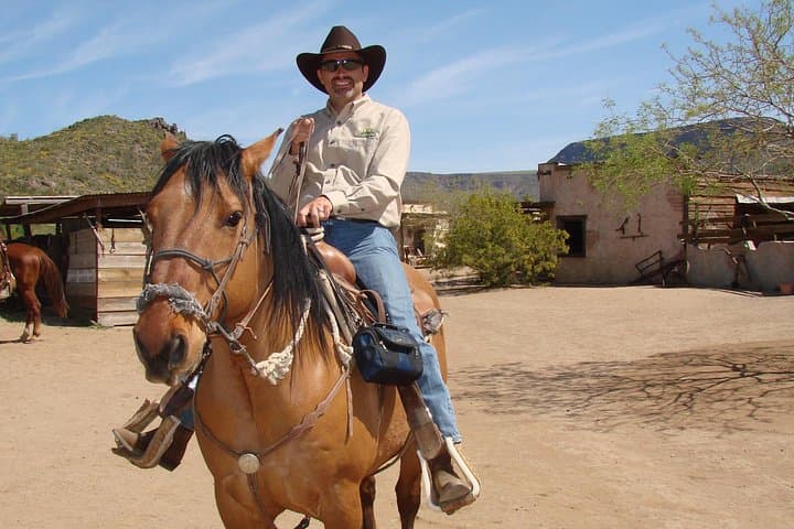 Old West Day Adventure: Horseback Ride & Cowboy Lunch near Phoenix