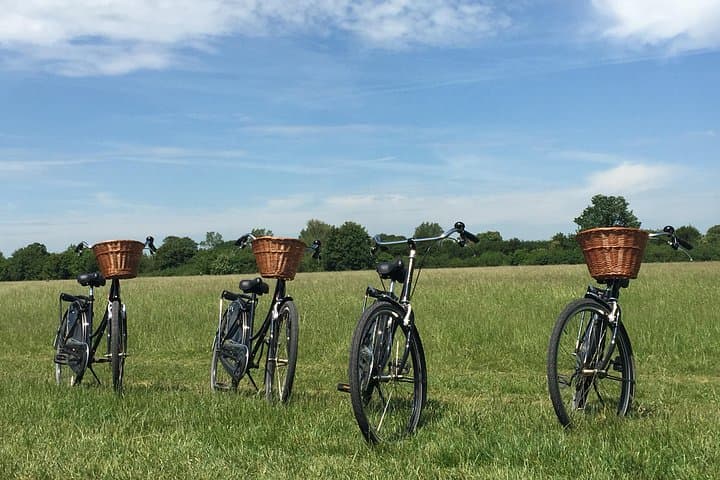 Windsor and Thames Valley Bike Tour: 8-Mile Guided Ride from Windsor & Eton photo 2