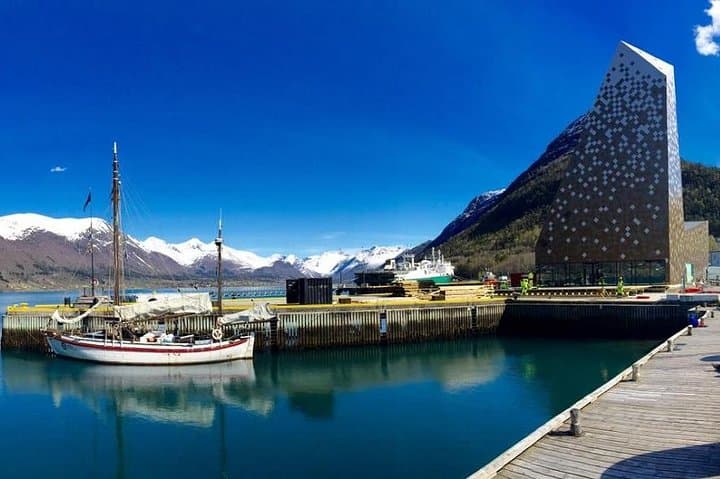 Scale Norway's Highest Indoor Wall: Intro Climbing at Norsk Tindesenter, Åndalsnes photo 2