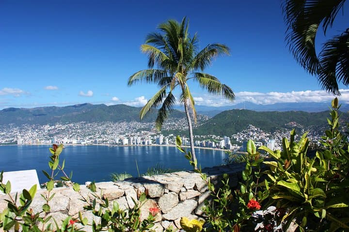 Acapulco Highlights: 4-Hour Small-Group City Tour & La Quebrada Cliff Divers photo 2