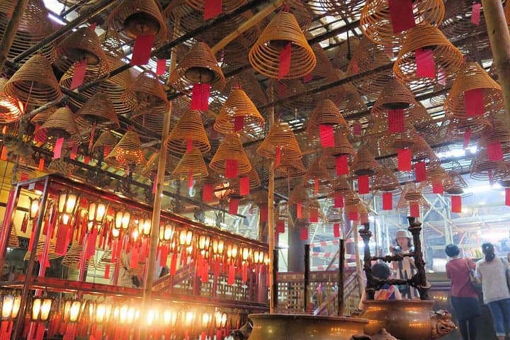 Half-Day Hong Kong Discovery Tour: Central, Sheung Wan & Tsim Sha Tsui by Private Car photo 3