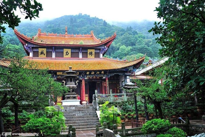 Western Hills Hike — 1-Day Kunming Short Hiking Tour