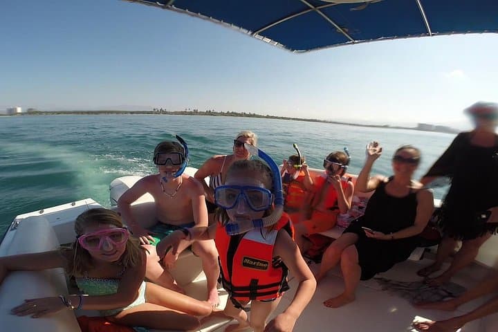 Private Los Arcos Snorkeling with a Marine Biologist in Puerto Vallarta photo 2