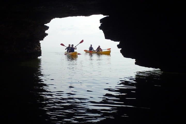 Cave Point Kayak Tour: Paddle Door County's Sea Caves & Whitefish Dunes photo 4
