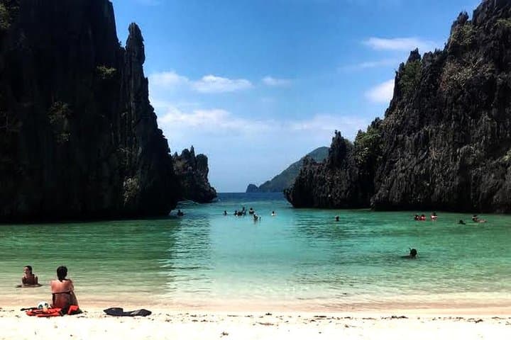 El Nido Island Hopping: 3-Day Big & Small Lagoon Adventure
