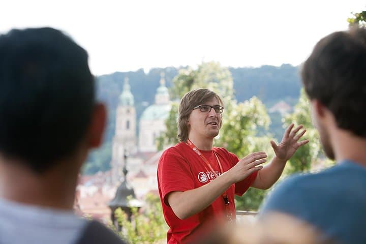 Prague Castle Walking Tour — St. Vitus, Royal Palace & Malá Strana Views