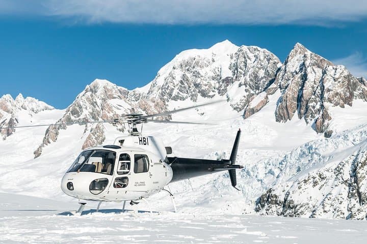 Fox Glacier & Mount Cook Snow-Landing Scenic Flight (30 min) photo 2