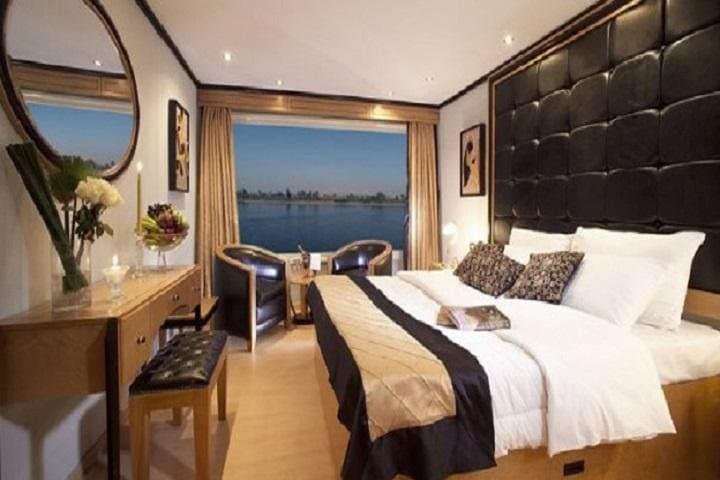 Nile Cruise from Aswan to Luxor: 4-Day Temples & Tombs River Journey photo 2