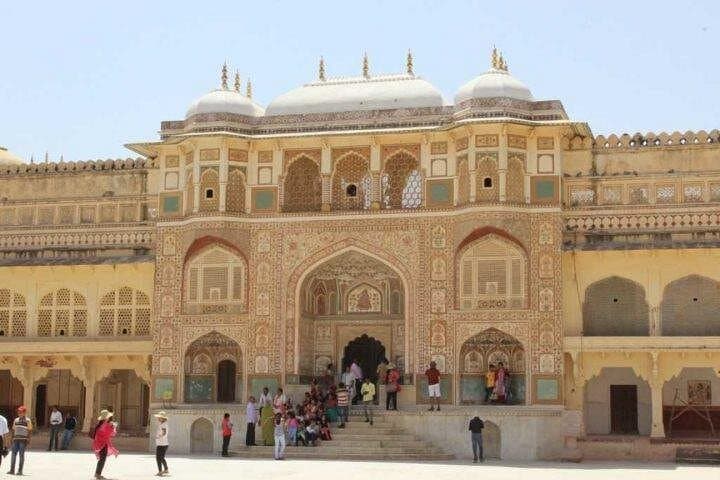 Luxury Golden Triangle 4-Day Tour — Delhi, Agra & Jaipur Highlights
