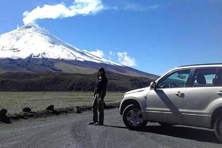Hike to José Rivas: Cotopaxi National Park Day Trek to 4,800 m photo 3